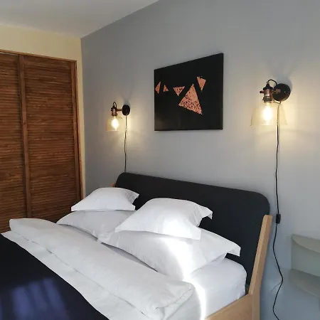 Cara 1 * Cluj-Napoca