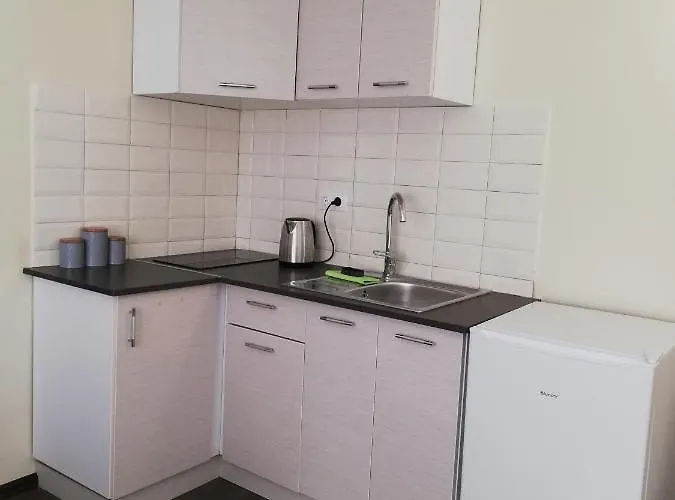 Cara 1 Apartament